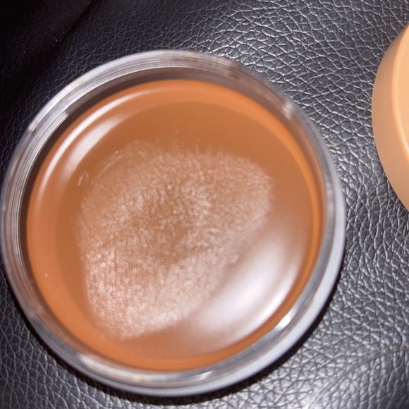 Anastasia Beverly Hills cream bronzer Chestnut - Picture 7 of 10
